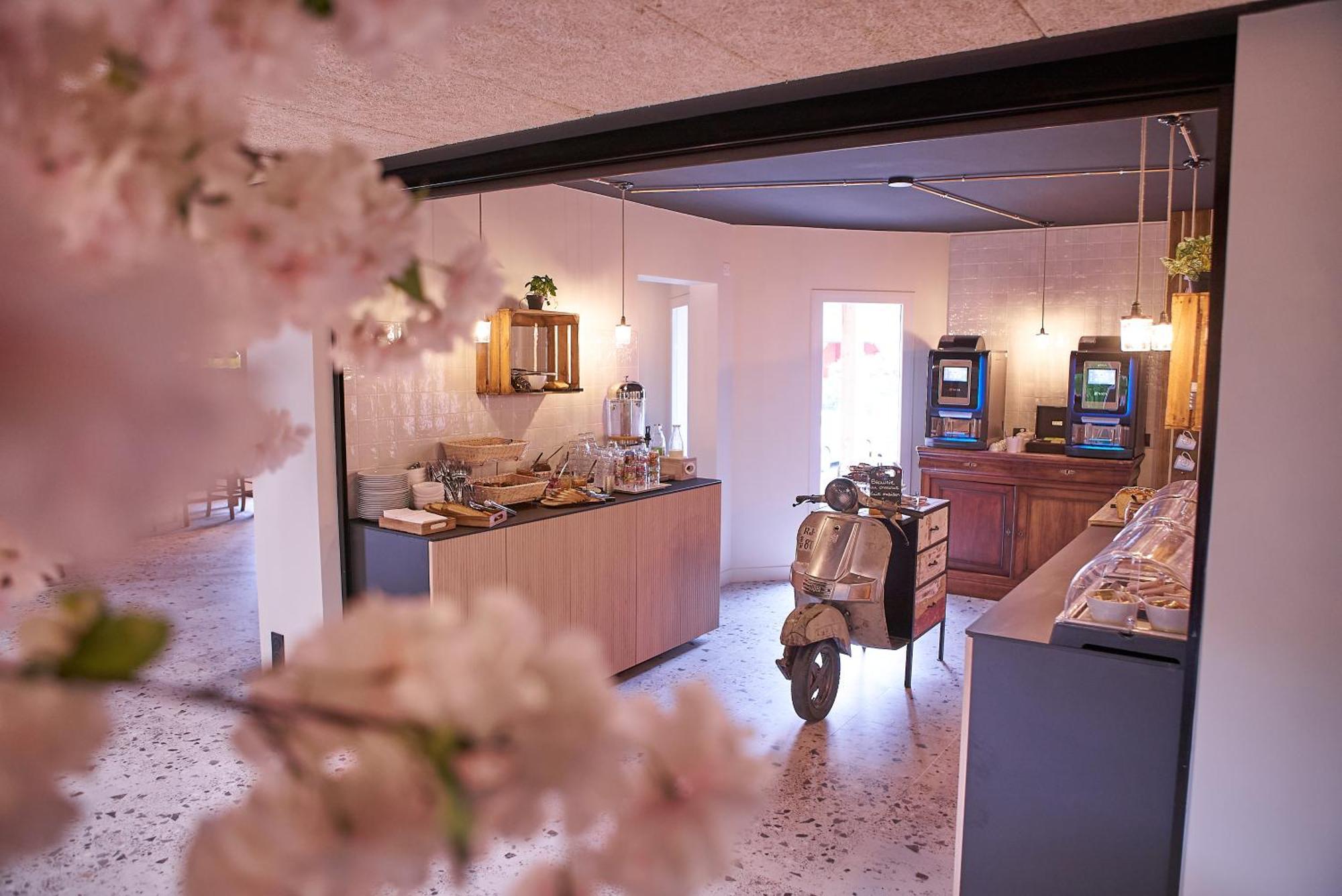 Greet Hotel Limoges Nord Экстерьер фото